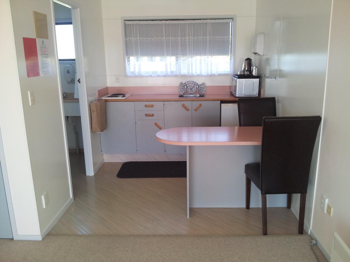 Norfolk Motel & Campervan Park Awanui Zimmer foto